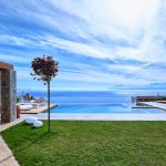 Infinity pool at villa Octo