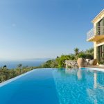 Infinity pool with spectacular view in villa Levanda