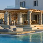 Float lounge area in the pool of villa Moni