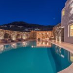 Large pool of villa Choco in Mykonos
