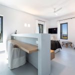 En-suite double bedroom with access to a private terrace