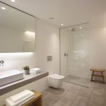 Large en-suite bathroom with shower