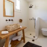 In-room bathroom at Villa Aelia